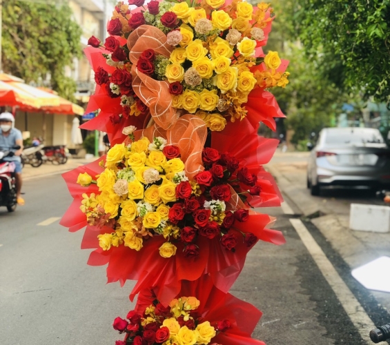 KỆ HOA CHÚC MỪNG ĐẸP