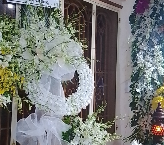 KỆ HOA CHIA BUỒN 29