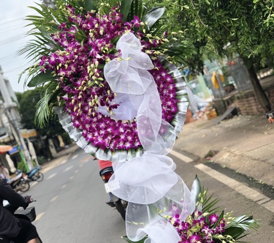 ĐẶT HOA CHIA BUỒN - ĐIỆN HOA 24H BÌNH PHƯỚC