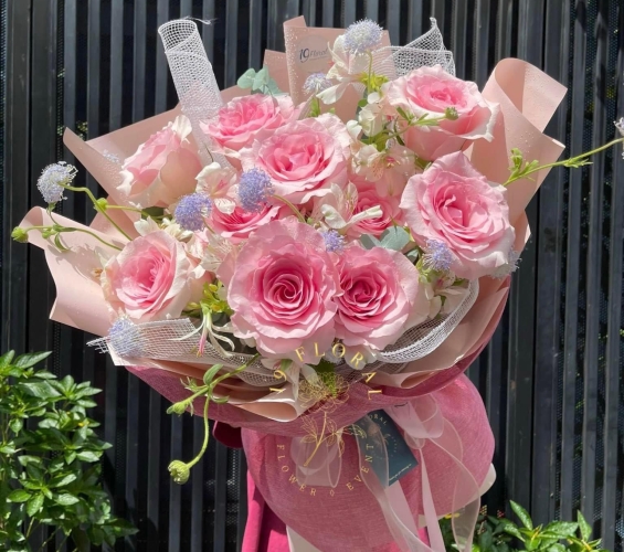 HOA BÓ TẶNG NGƯỜI YÊU