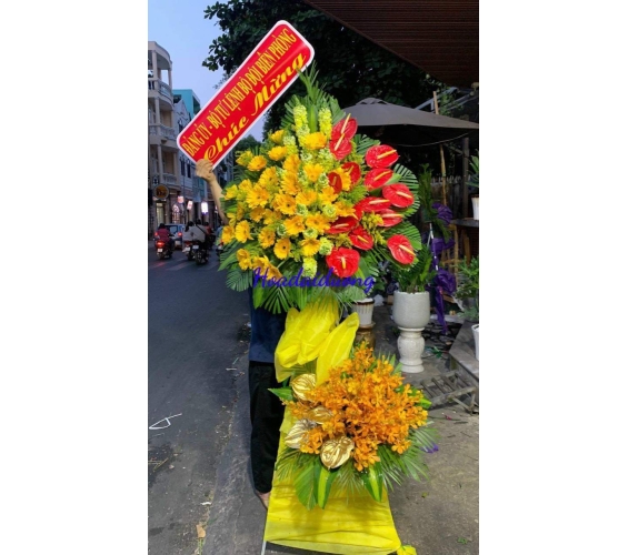 Lẵng hoa chúc mừng Bình Long