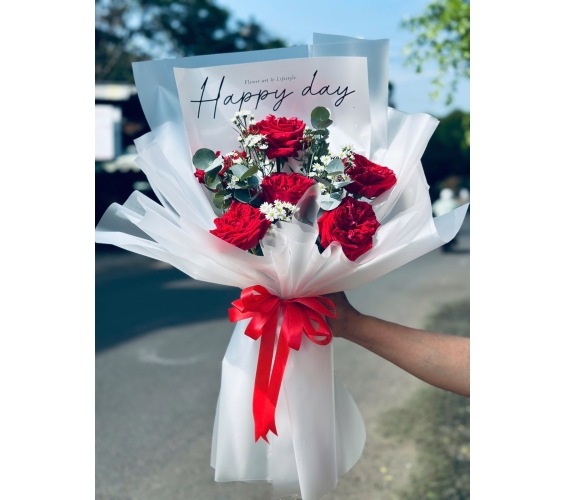 BÓ HOA XINH XẮNN