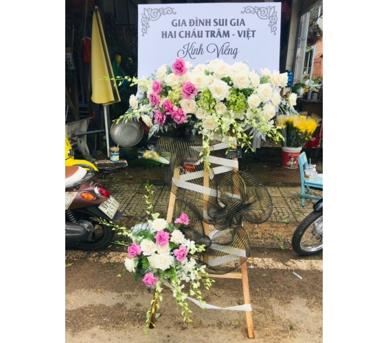 KỆ HOA CHIA BUỒN 3
